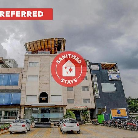 Vaccinated Staff- Townhouse Oak Hotel Silvotel Индор Екстериор снимка
