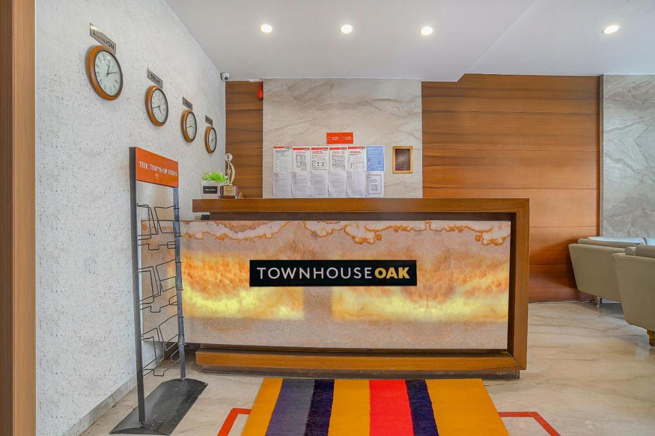Vaccinated Staff- Townhouse Oak Hotel Silvotel Индор Екстериор снимка